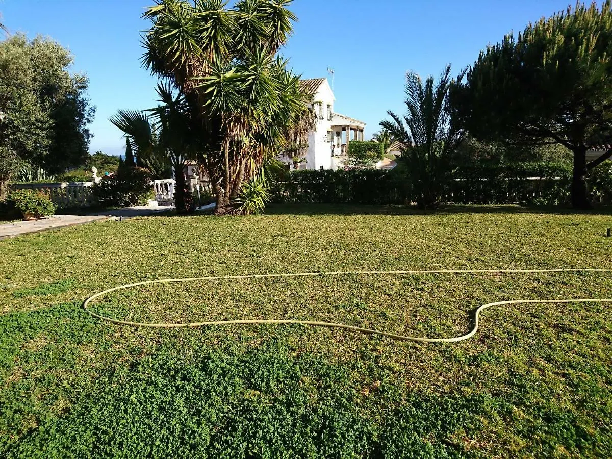Chibuli Villa El Faro Tatil Evi
